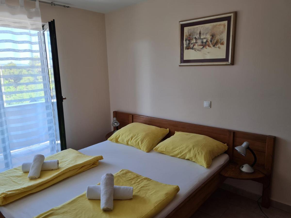 Apartment Lavanda Starigrad Paklenica Exterior foto