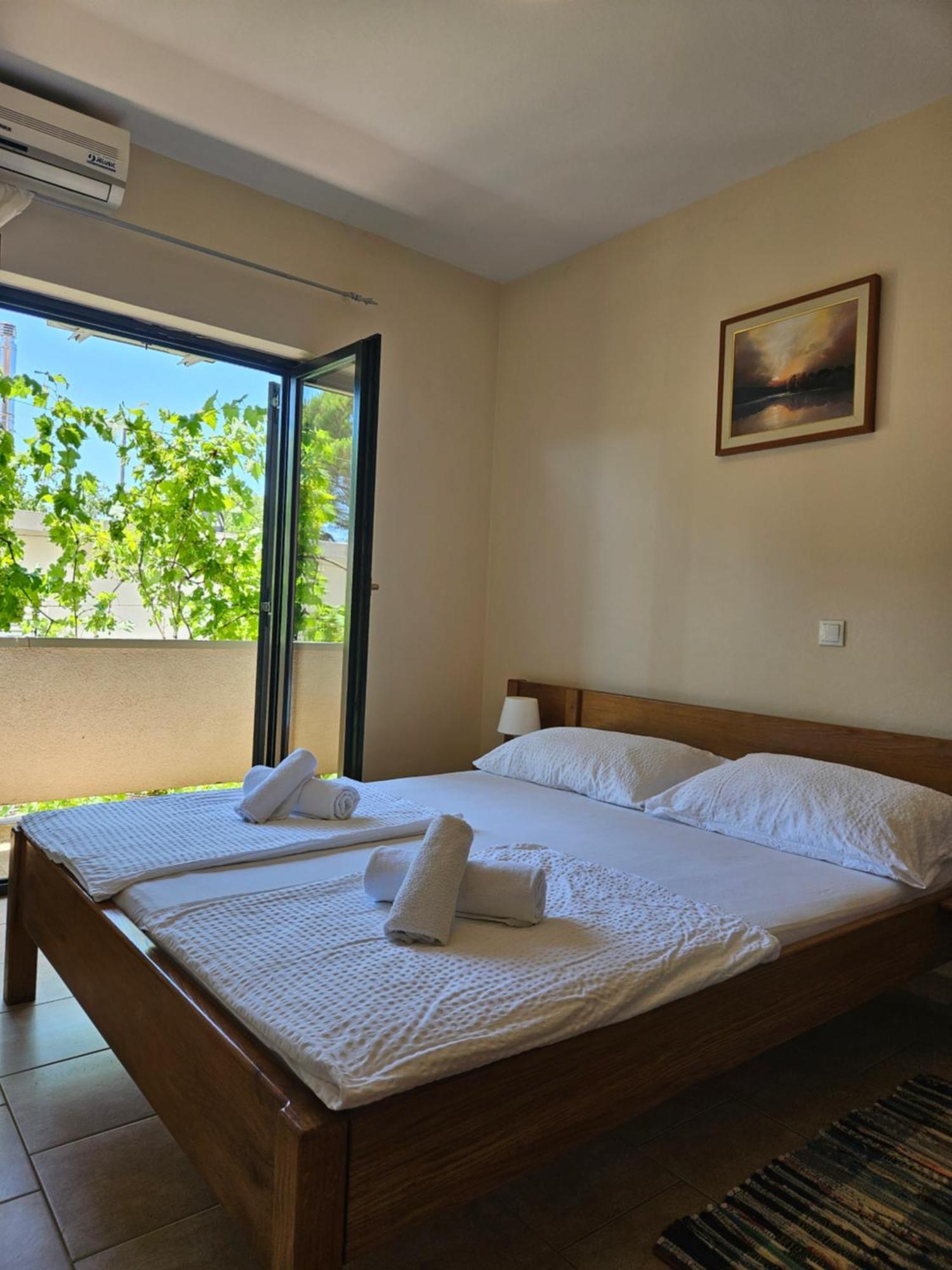 Apartment Lavanda Starigrad Paklenica Exterior foto