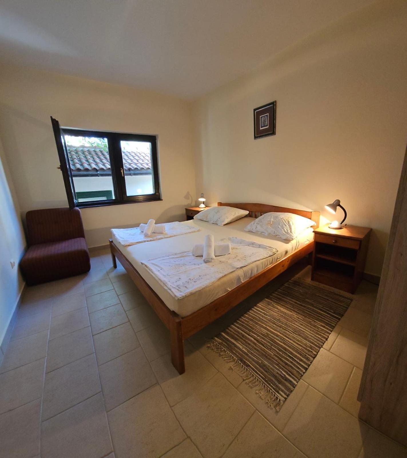 Apartment Lavanda Starigrad Paklenica Exterior foto