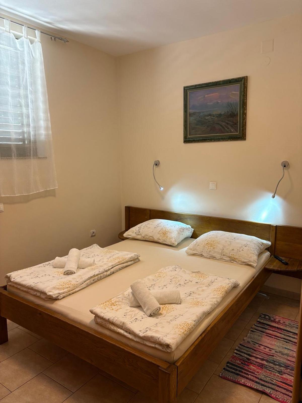 Apartment Lavanda Starigrad Paklenica Exterior foto