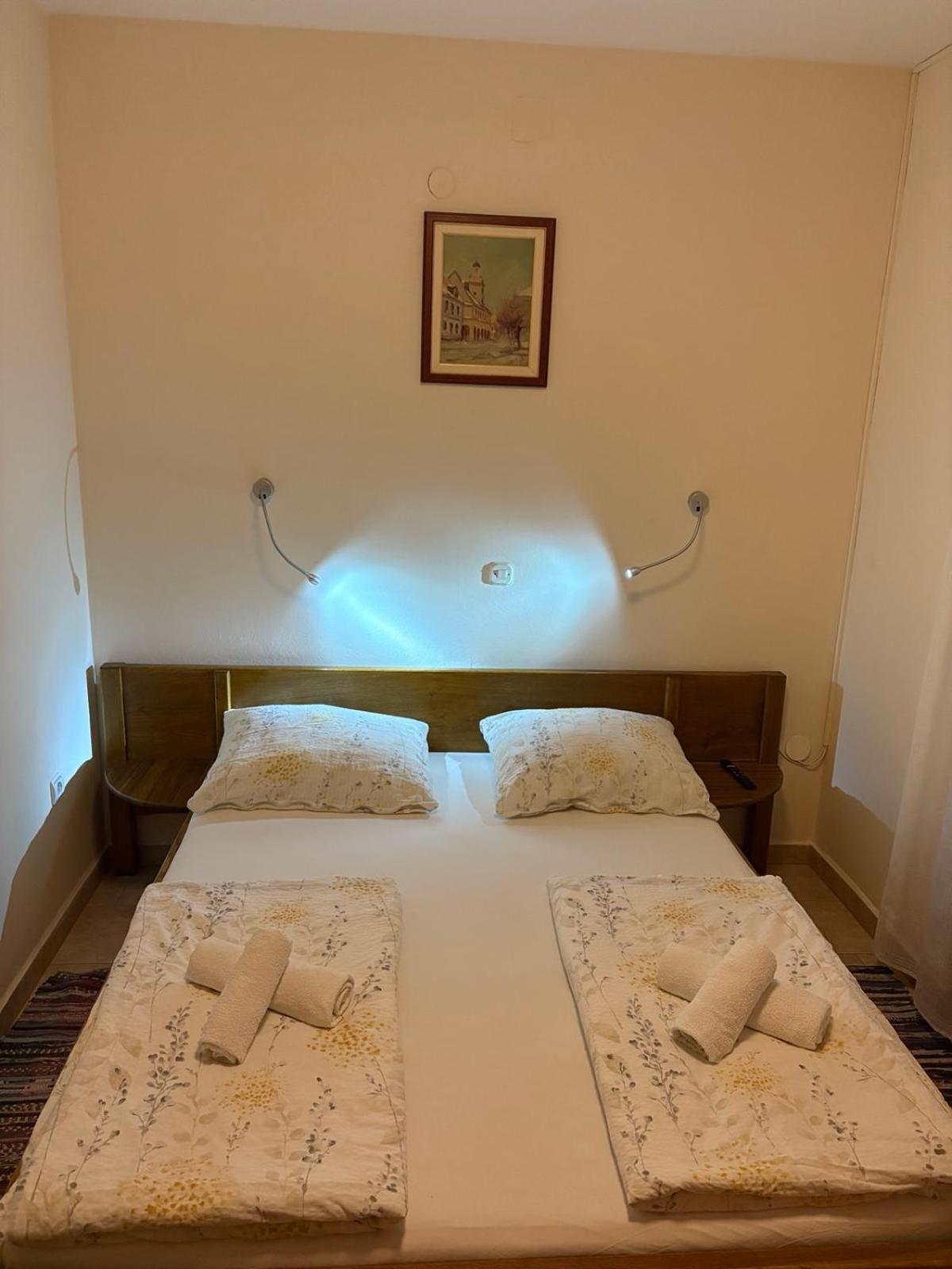 Apartment Lavanda Starigrad Paklenica Exterior foto