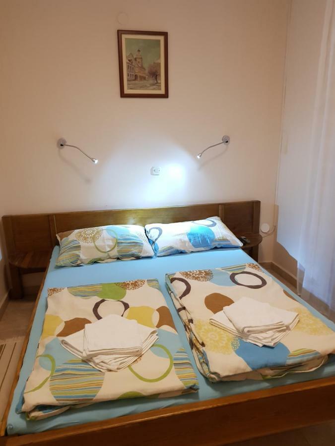 Apartment Lavanda Starigrad Paklenica Exterior foto